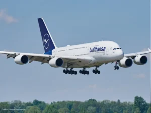 Alerta no ar: avião da Lufthansa declara emergência e pousa em Guarulhos